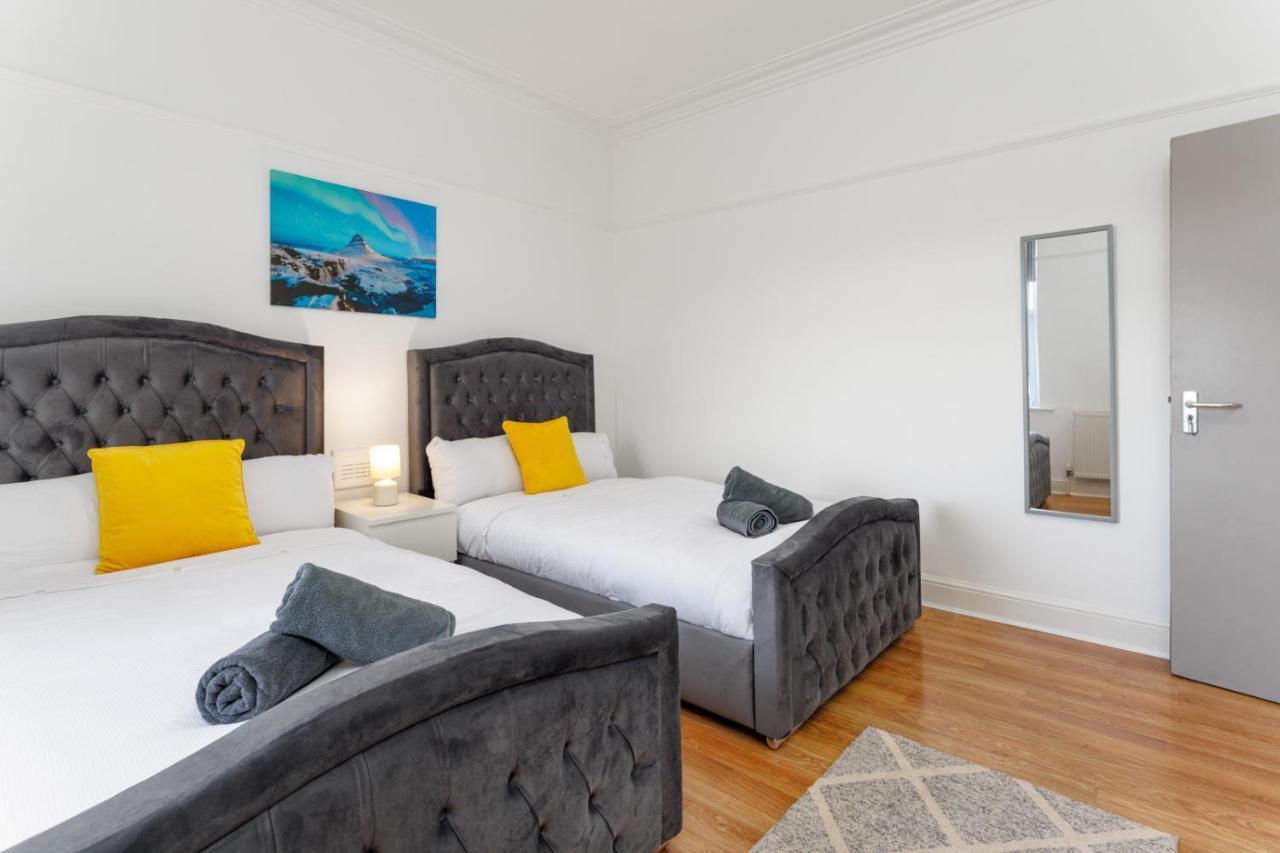 Flatzy - Huge 7 Bed House Close To Football Stadiums * Liverpool