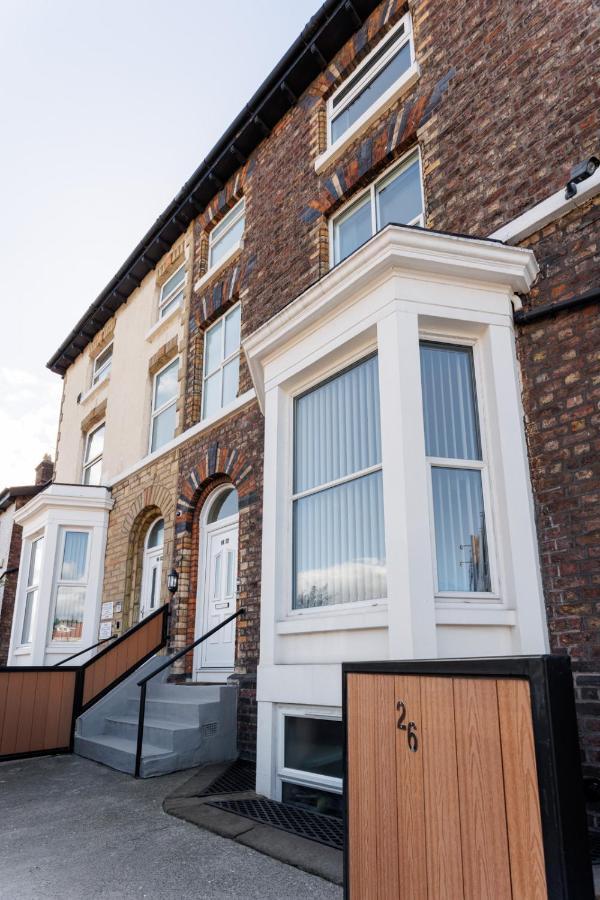 Flatzy - Huge 7 Bed House Close To Football Stadiums Holiday home